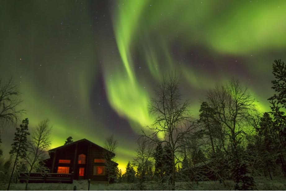 Northern lights at Aamunkoi, copyright Georg Keller